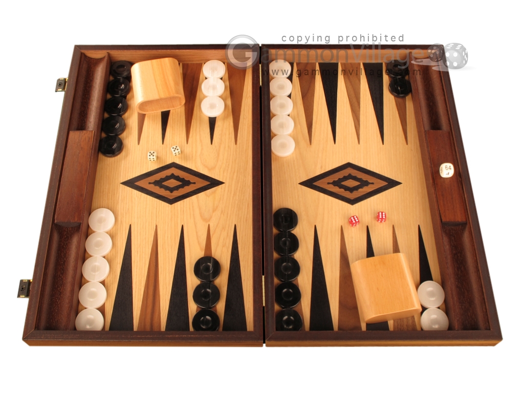 Castle Large Table Game Natural Wood Backgammon Handmade 520x570mm Nardy 3kg NEW